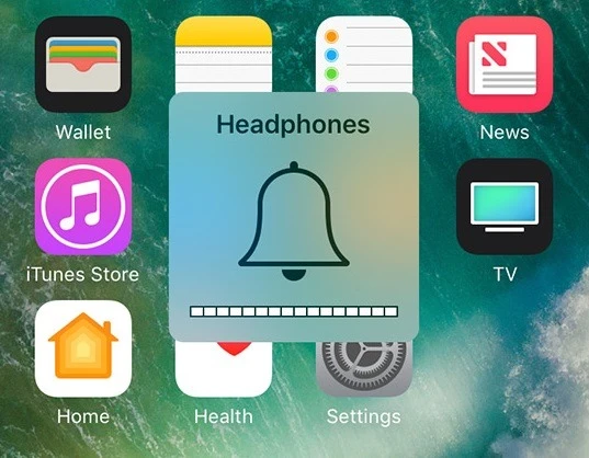 iphone stuck in headphone mode